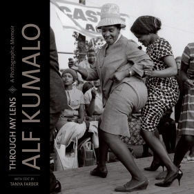 Alfred Kumalo, fotógrafo sudafricano que documentó la vida cotidiana bajo el Apartheid